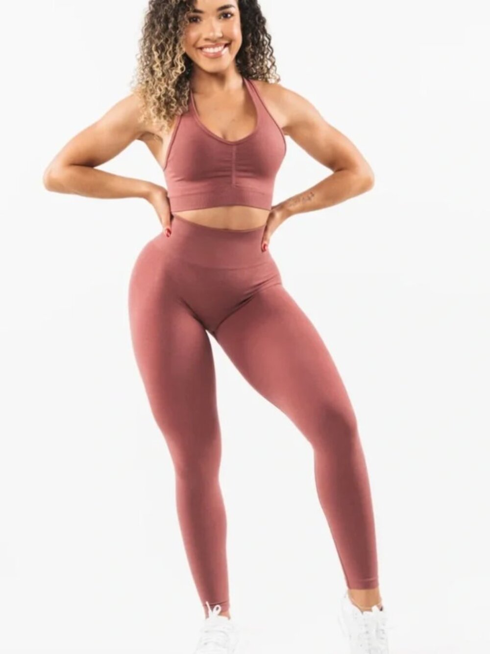 Alphalete Amplify Seamless Scrunch Workout Leggings in Size Small Rose Colorway